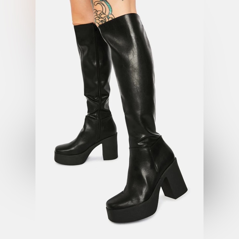 LAMODA Slick Nicks Knee High Platform Boots NWT